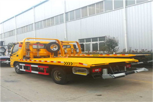 宝清附近拖车救援搭电