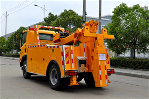 宝清高速路拖车费